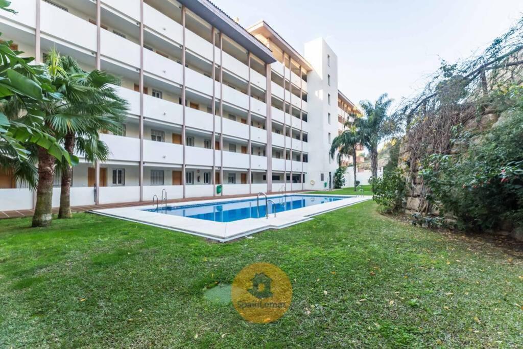 Apartamento Con Amplia Terraza En Fuengirola Daire Dış mekan fotoğraf