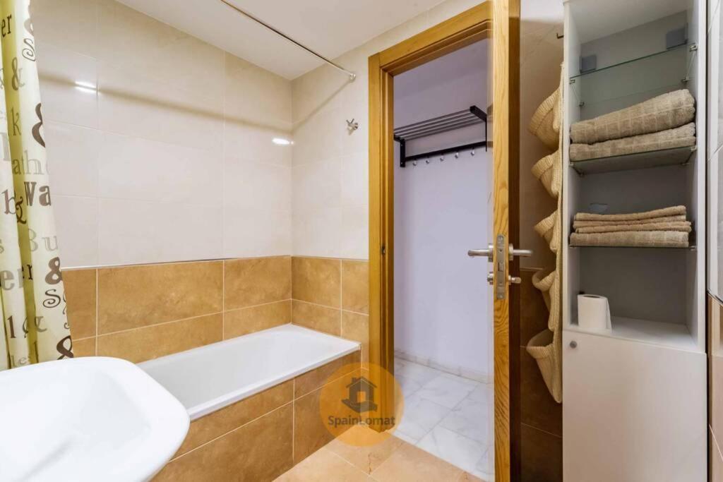 Apartamento Con Amplia Terraza En Fuengirola Daire Dış mekan fotoğraf